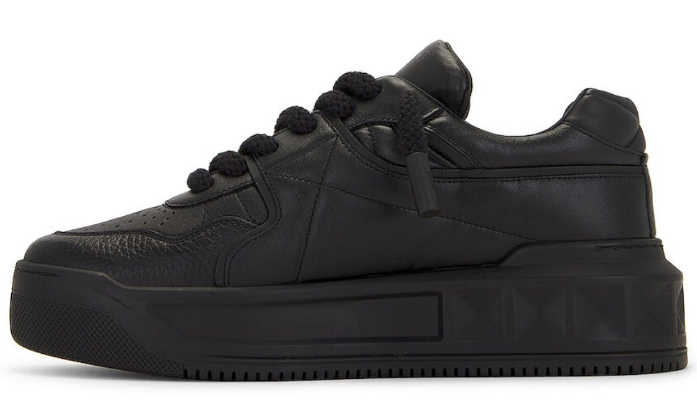 Valentino One Stud XL Low 'Black'