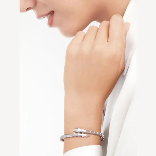 Bob Snake cultured White gold Bracelet