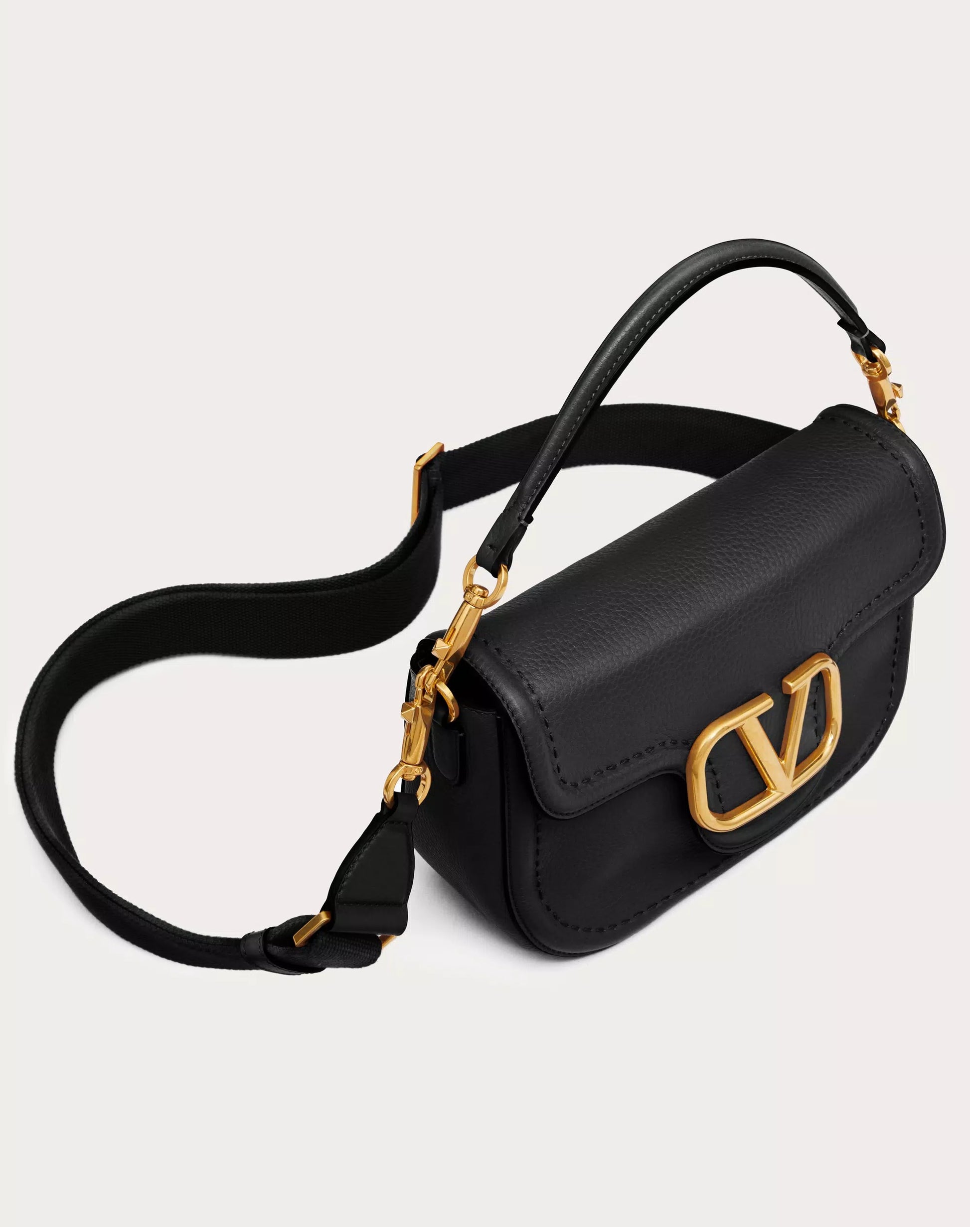 VALENTINO GARAVANI ALLTIME GRAINY CALFSKIN SHOULDER BAG BLACK