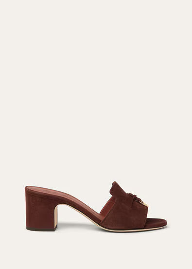 Summer Charms Sandal Suede Goatskin Fireplace