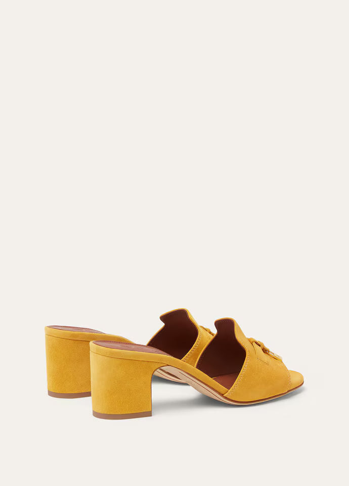 Summer Charms Sandal Suede Goatskin Saffron Tea