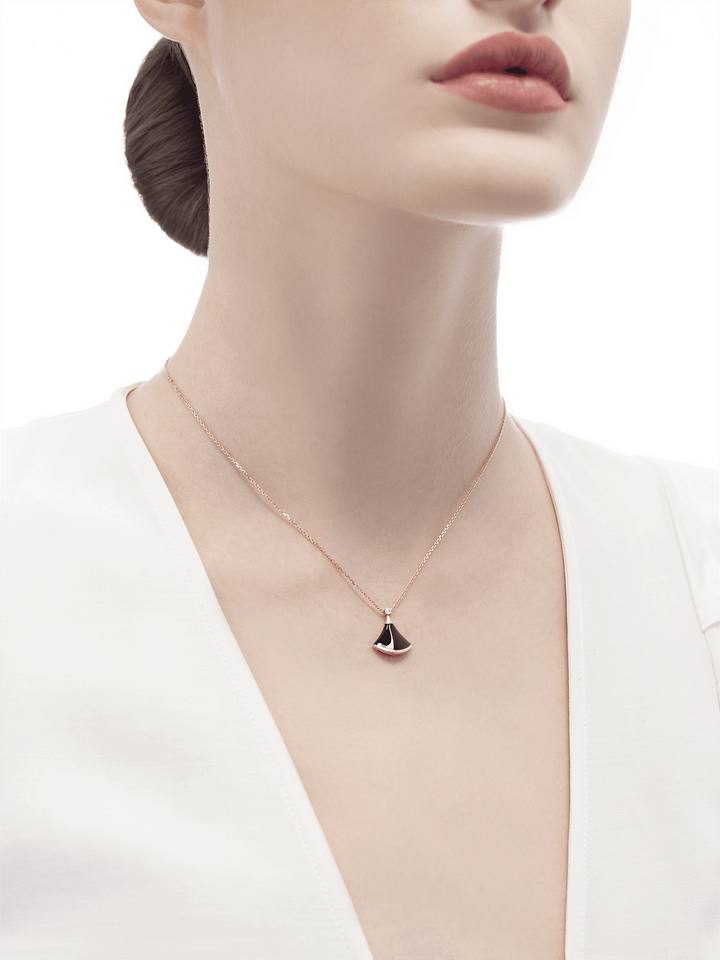 Bob Divas Claudia rose gold necklace