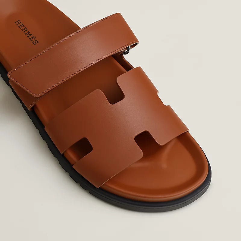 Hermes Chypre sandal marron doré
