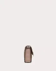 SMALL ROCKSTUD GRAINY CALFSKIN CROSSBODY BAG POUDRE