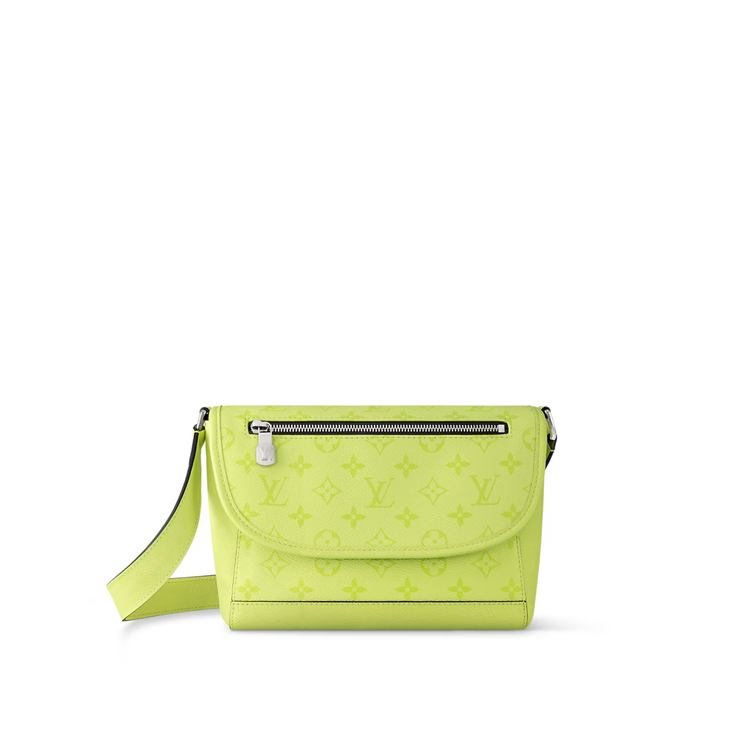 Louis Vuitton Pulse Messenger Taigarama
