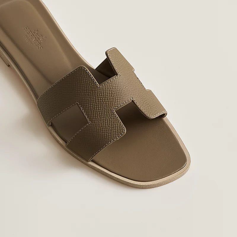 Hermes Oran sandal étoupe